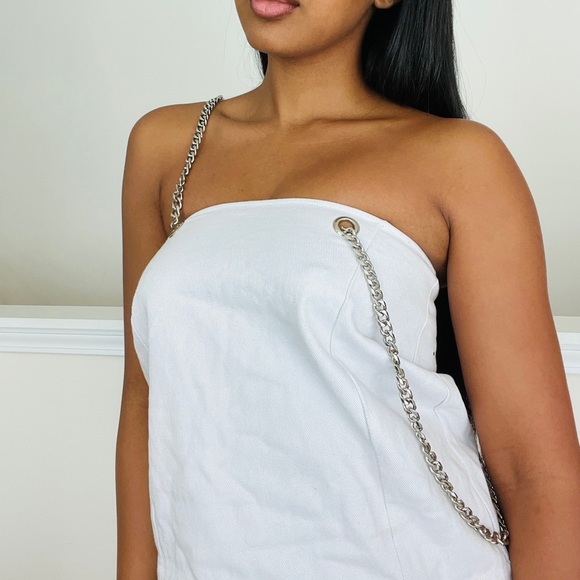 Brand New white top with chains - Picture 6 of 9